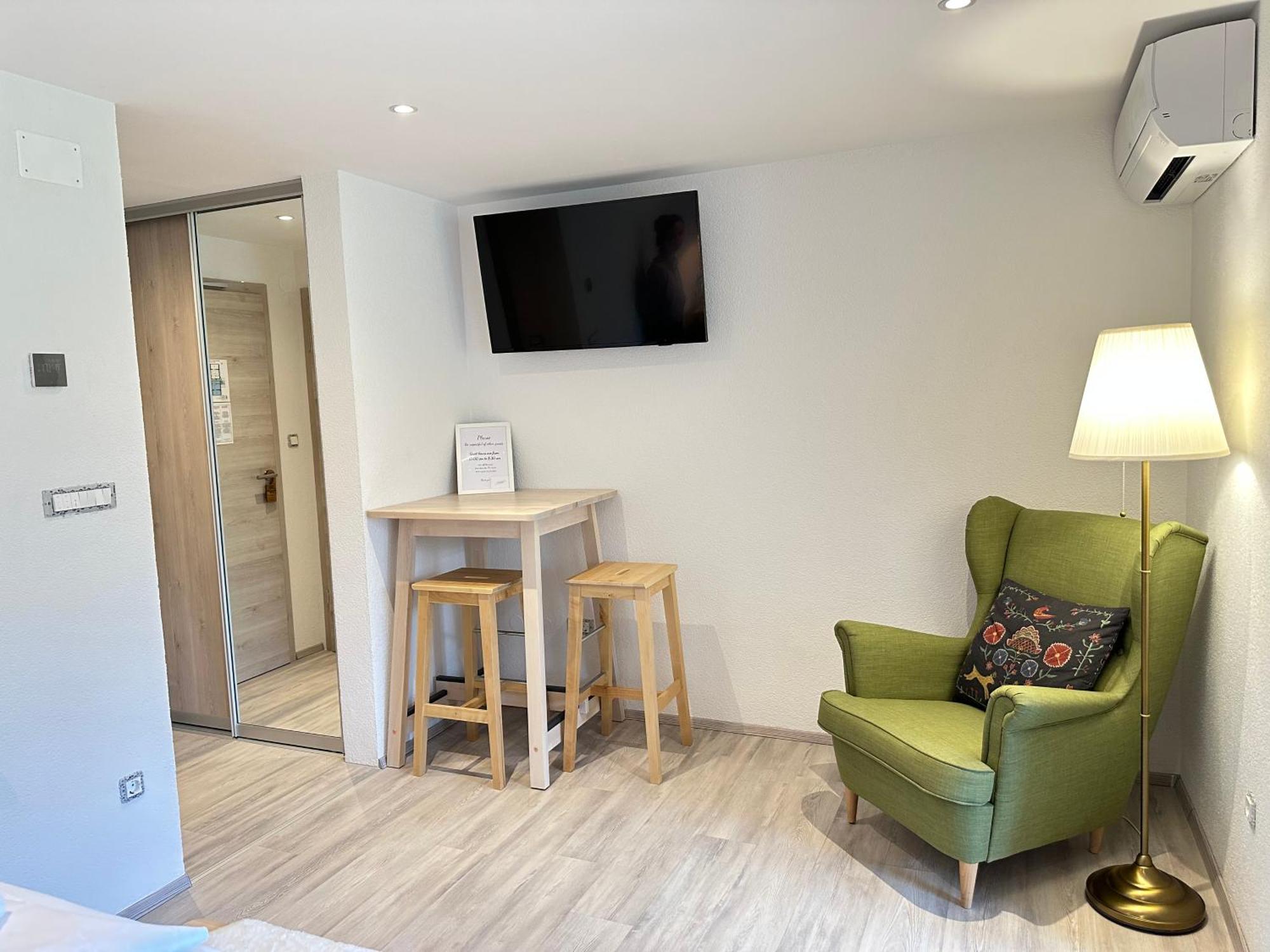 Chambre Double avec Balcon - Vue sur Forêt